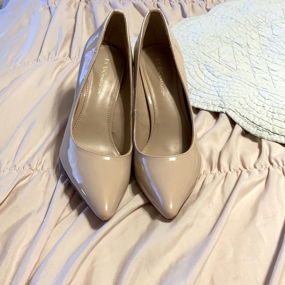 Cute nude color heels